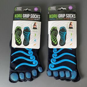 Lot of 2 Koru Grip Socks  Yoga Non-Slip socks Sz M/L Athletic Outdoor Casual